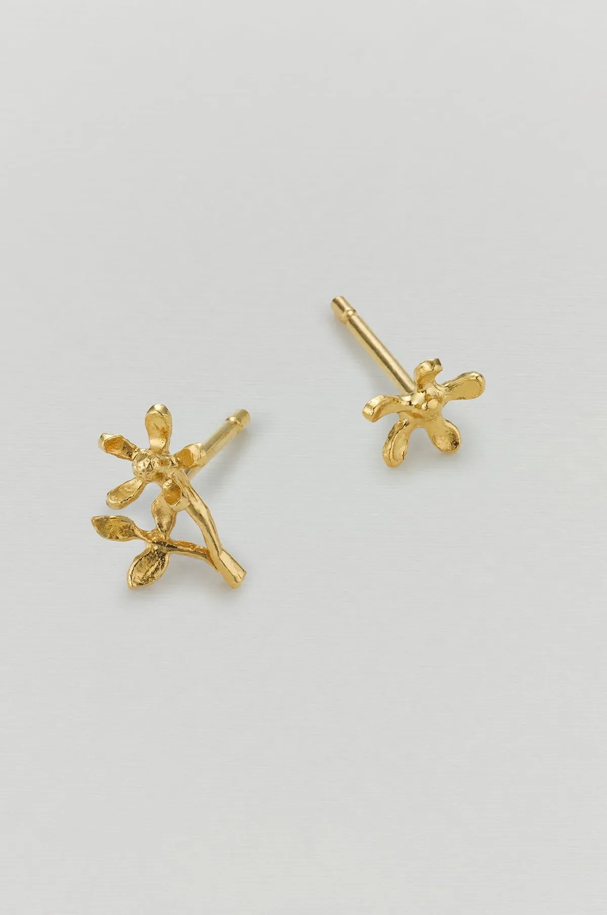 Asymmetric Growing Flower Stud Earrings Gold