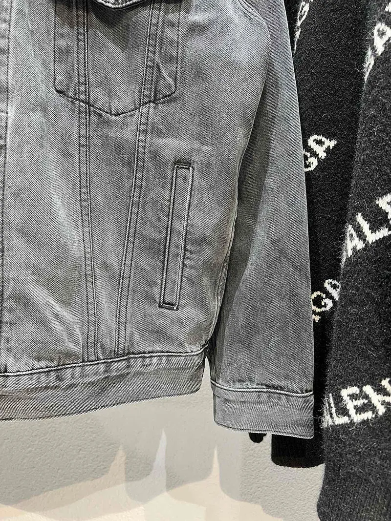 BALENCIAGA SPRAY PAINT LOGO DENIM JACKET