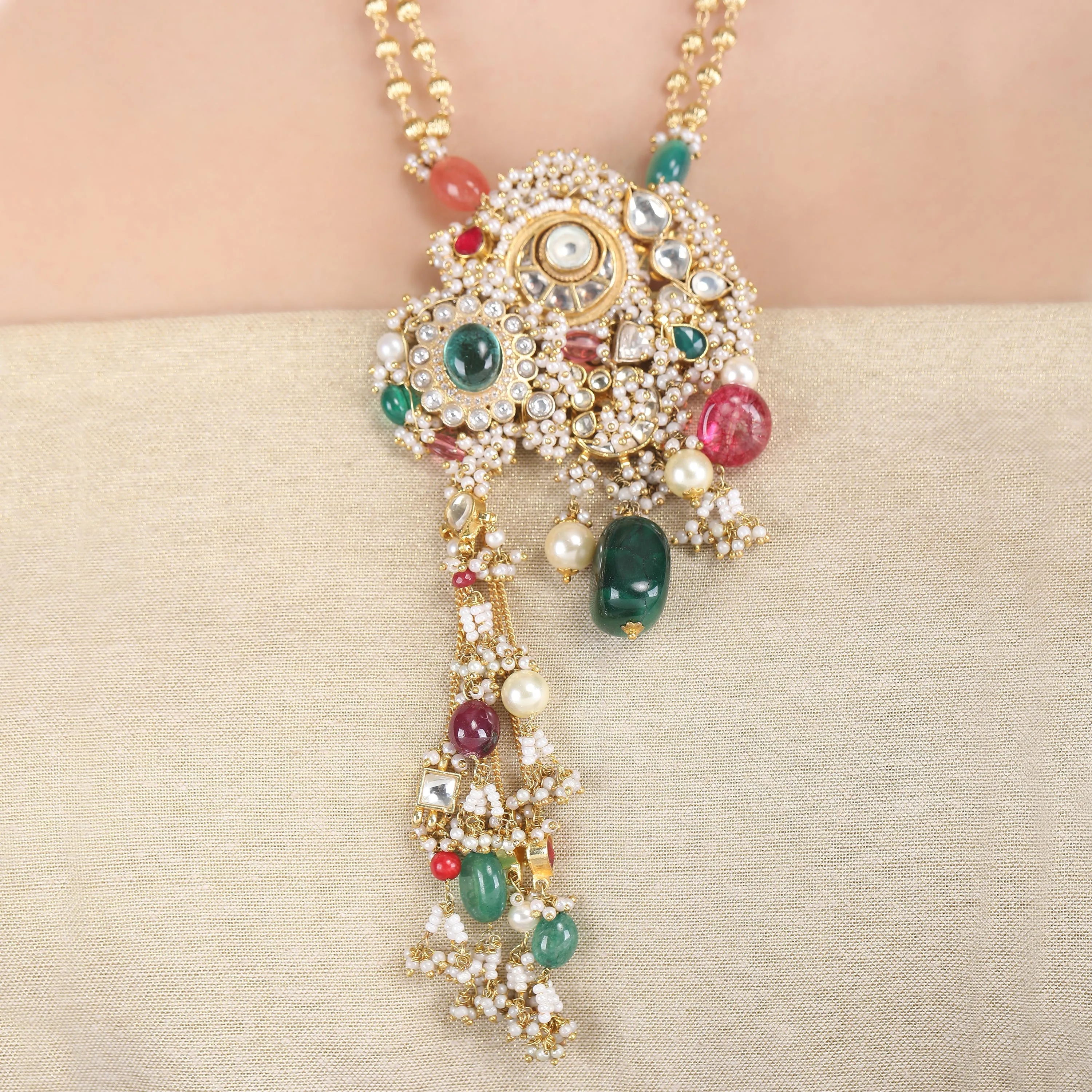 GUTHAI  Advika NECKLACE SET