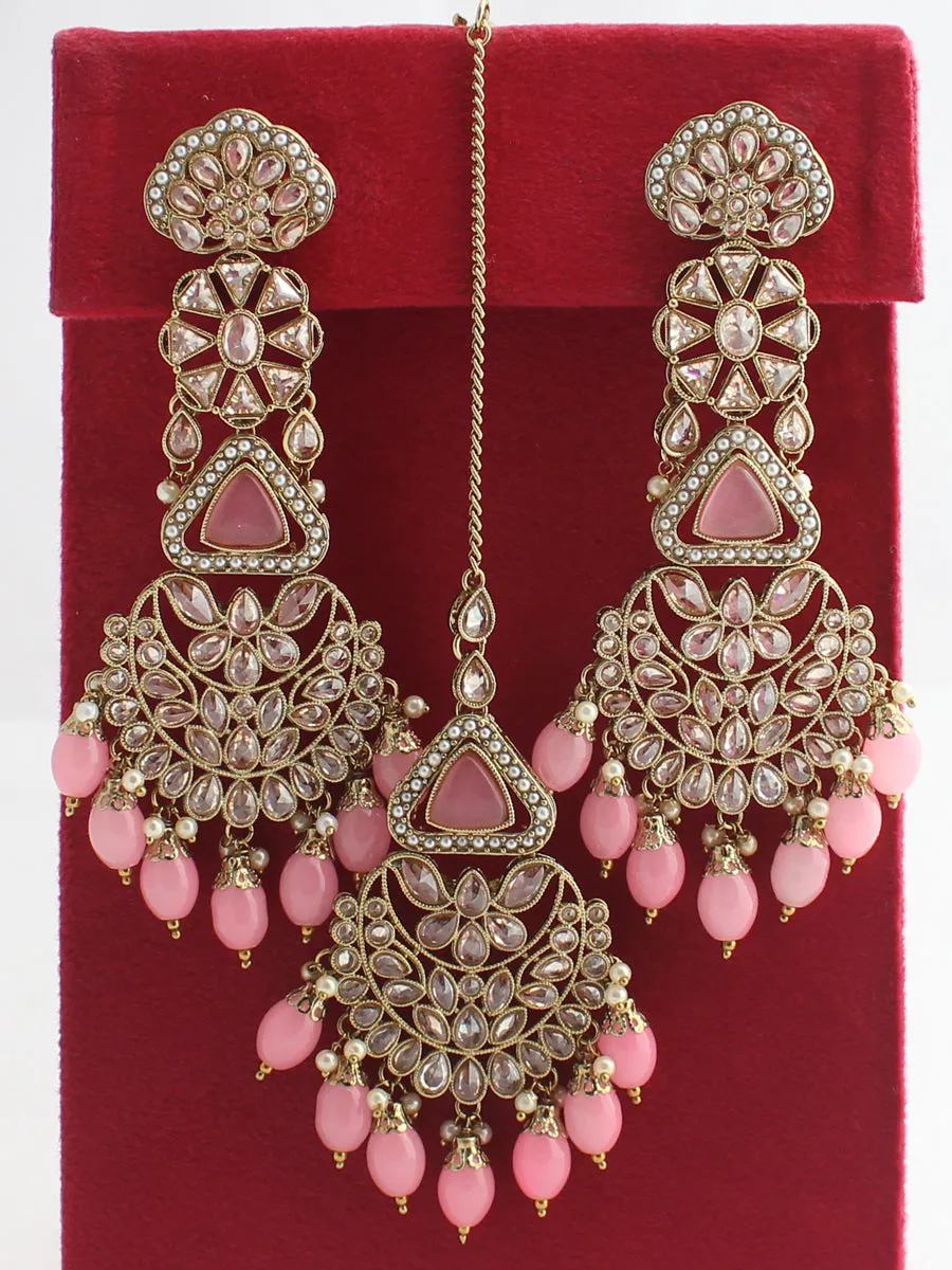 Harshita Earrings & Tikka