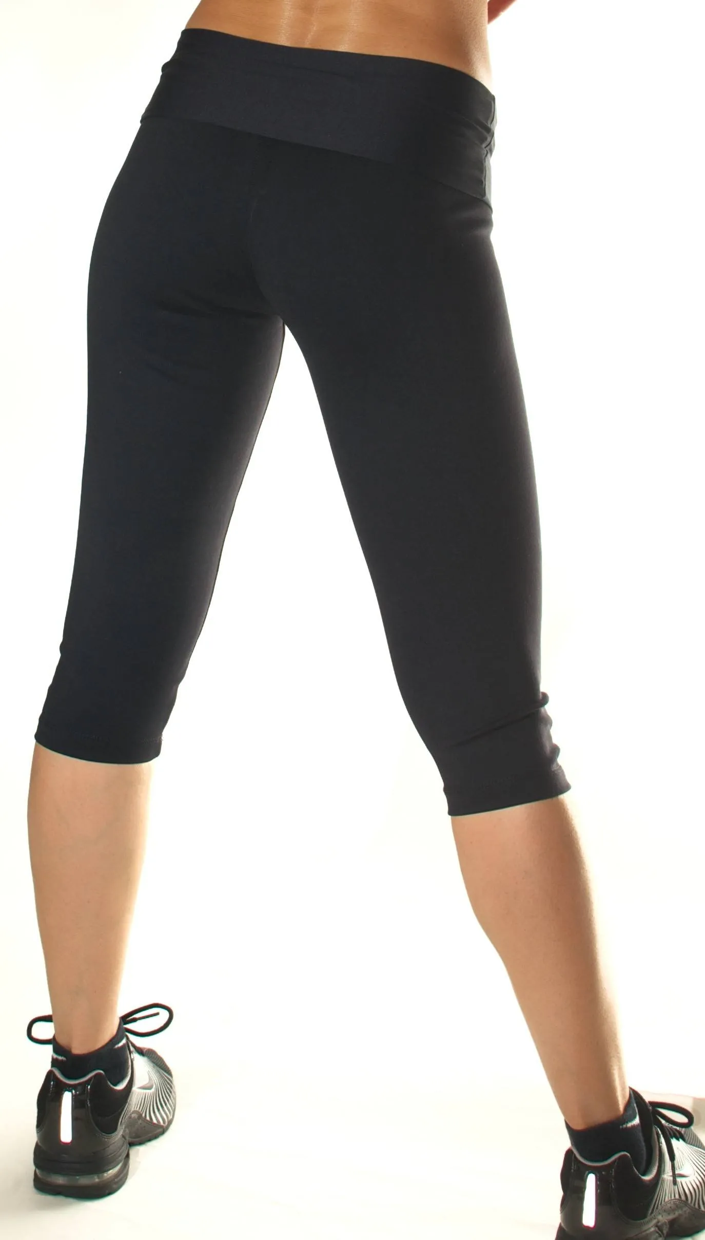 Last Chance! Bia Brazil Activewear Solid Roll Down Capri SL072S