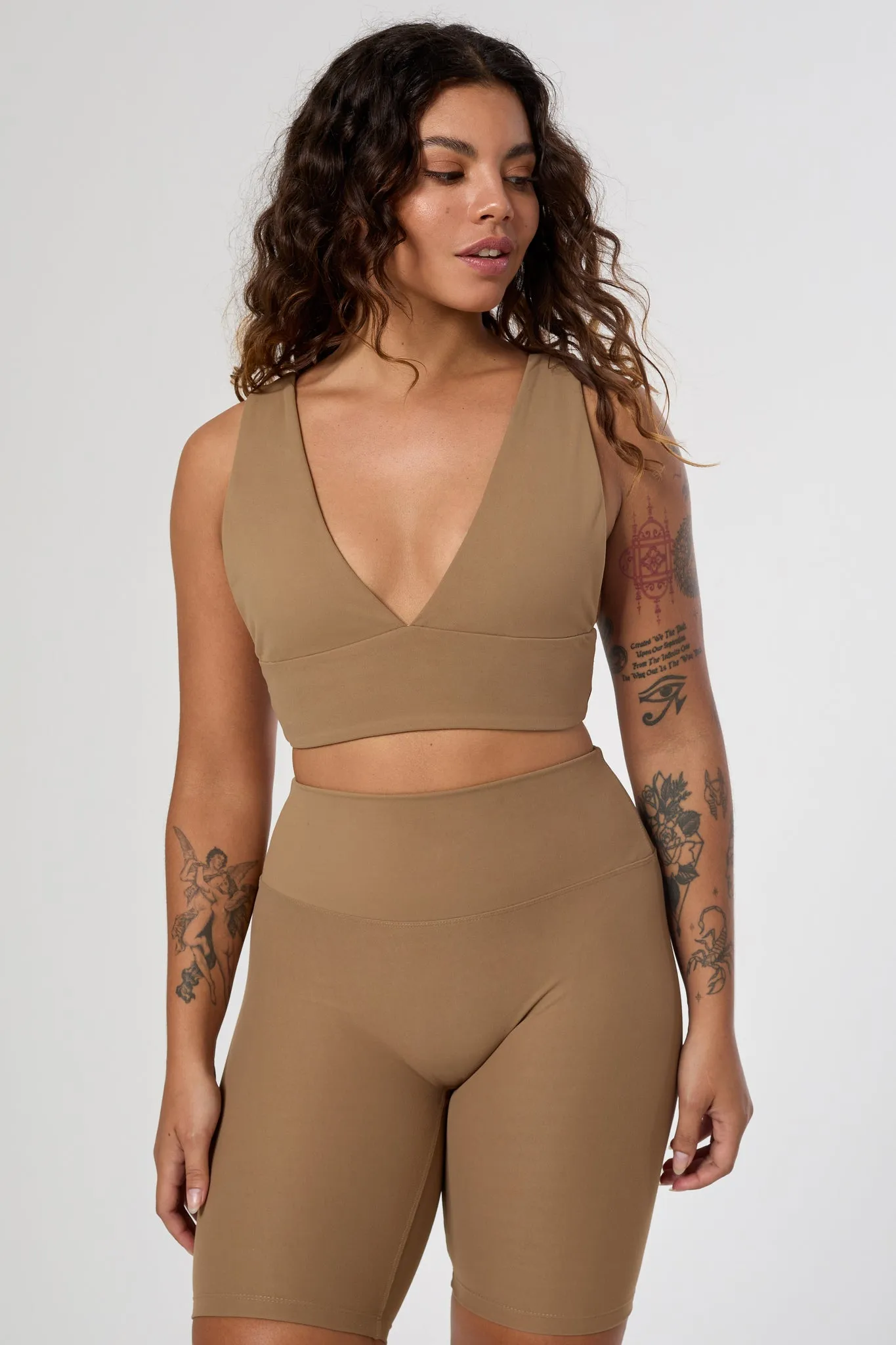 Lotta Deep Plunge Sports Bra | Recycled Polyester | Toffee