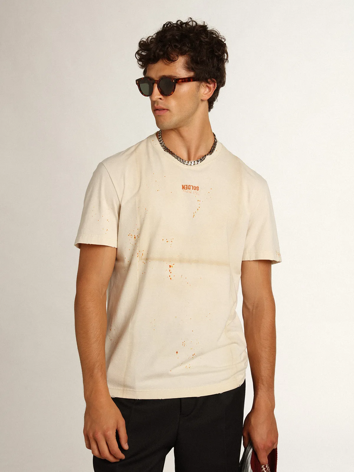 Men's bone white T-shirt with lettering and distressed details