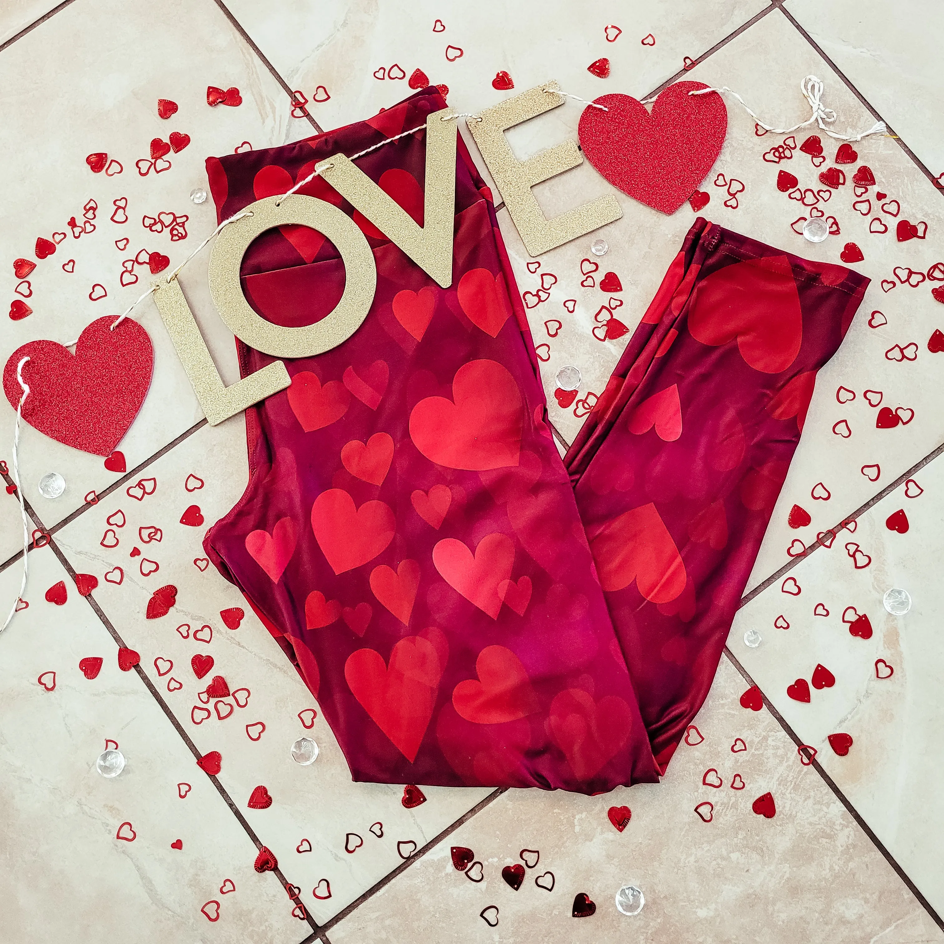 Red Bokeh Hearts (Exclusive) - High-quality Handcrafted Vibrant Leggings