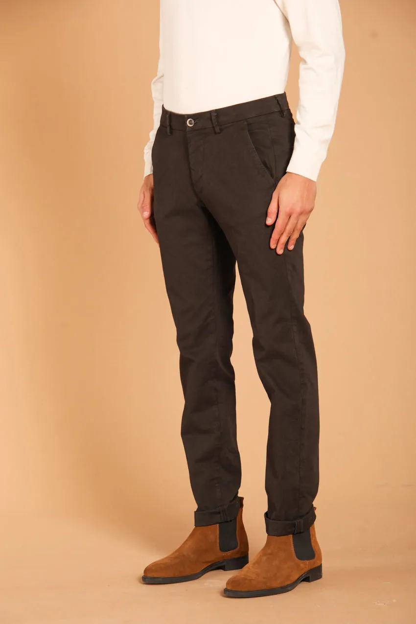 Torino men's chino pants in gabardine slim fit ①