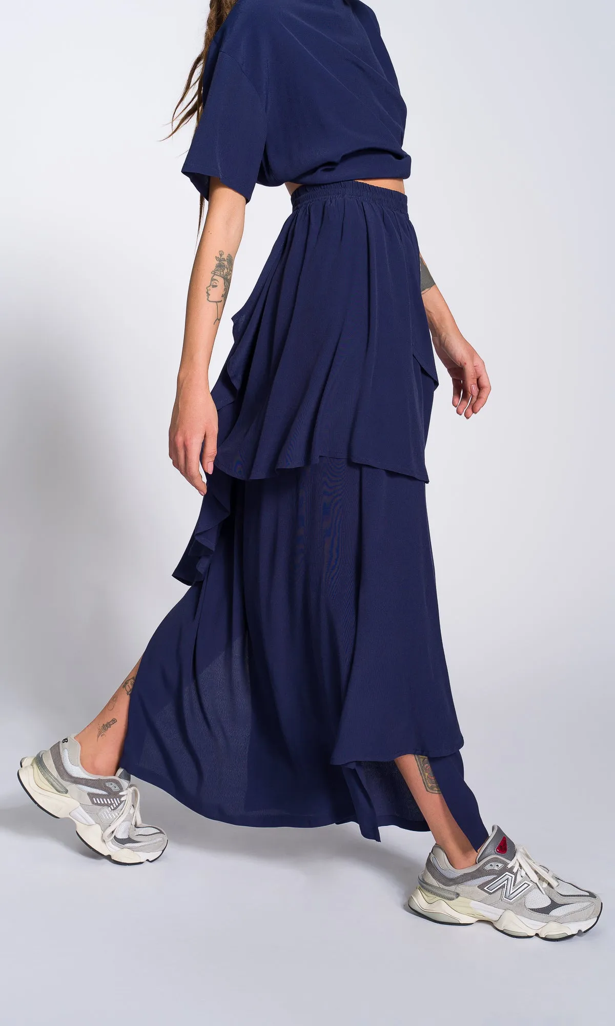 Two-piece Set of Layered Georgette Skirt and Loose Asymmetric T-Shirt